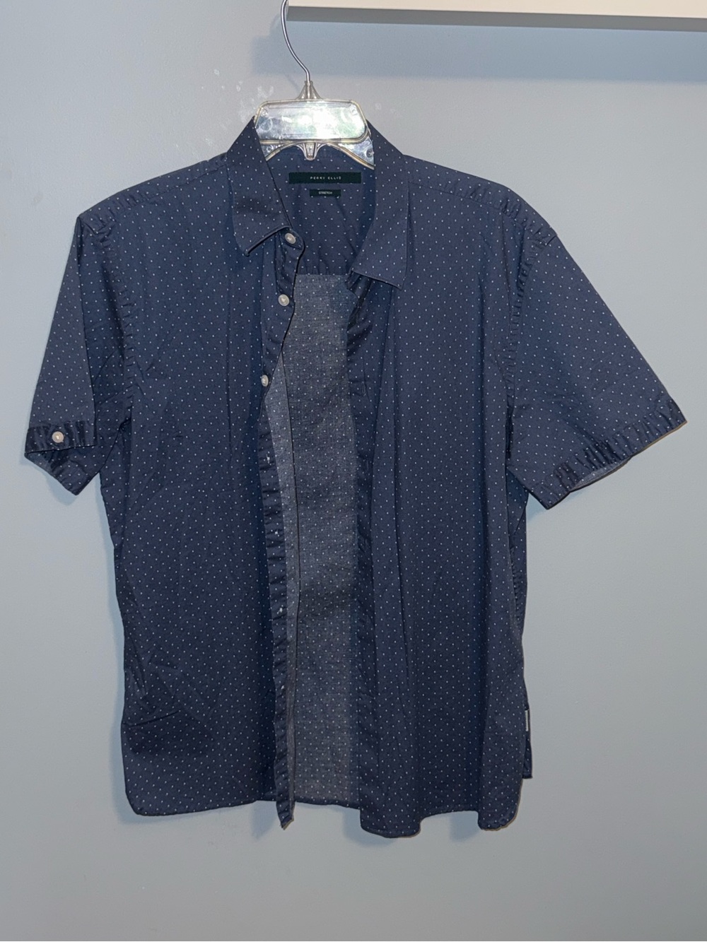 Men’s Perry Ellis Button-Down Short Sleeve Shirt (Size L)